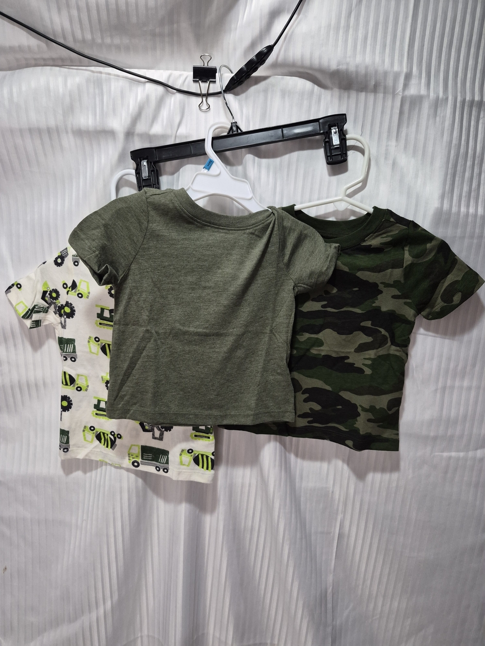 Old Navy Boys Short Sleeve Tee Set - Olive Green, Camo & Truck Print 12-18  Mos